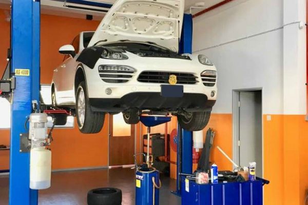 gforce garage - Car Service Centre - Bukit Raja - Setia Alam - klang - shah alam - Mercedes-benz - Audi - Porsche - car specialist - workshop - repair
